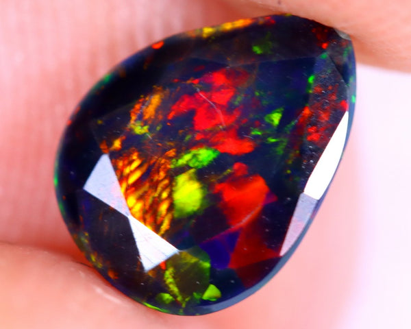 Natural Black Opal, 0.73 carat