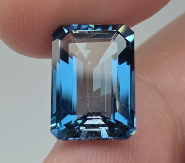 Natural London Blue Topaz, 9.26 carat