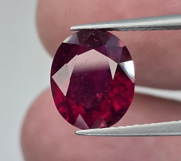 Natural Ruby, 4.18 carat