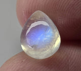 Natural Moonstone, 3.25 carat
