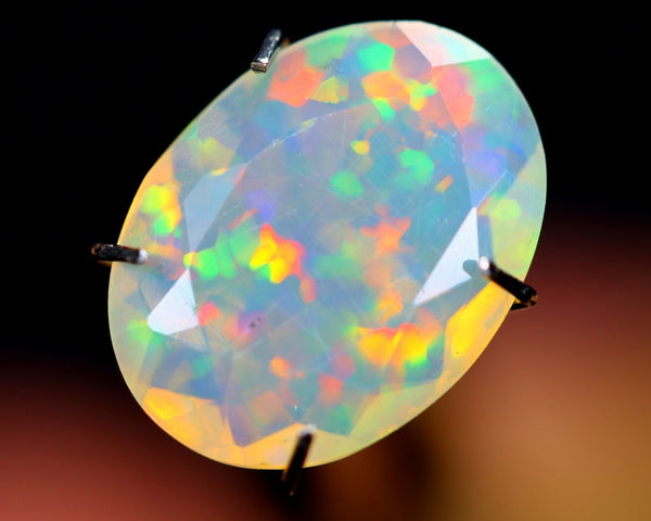 Natural Opal, 2.10 carat