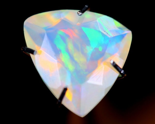 Natural Opal, 1.76 carat