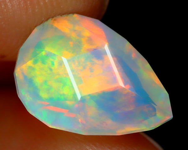Natural Opal, 1.68 carat