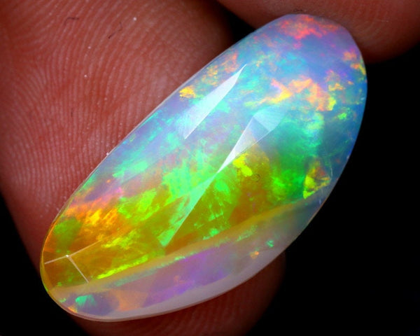 Natural Opal, 3.62 carat
