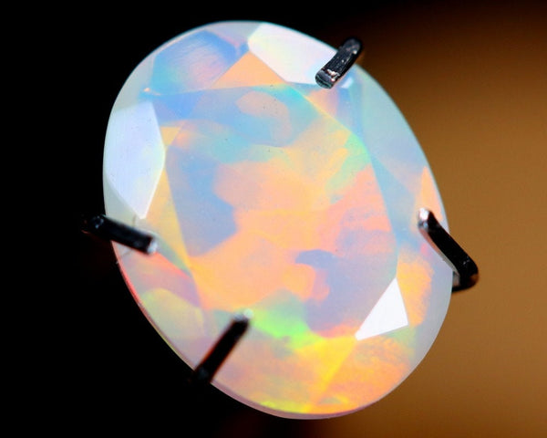 Natural Opal, 0.96 carat